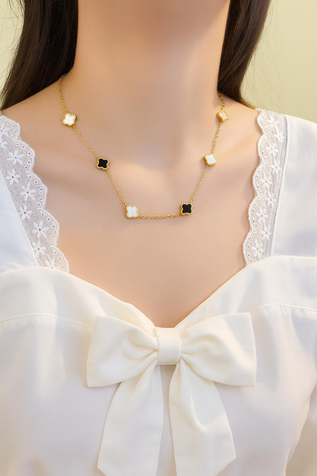 Black and White clover chain